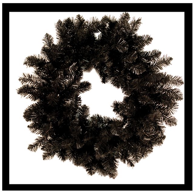 Wreath: Black Pine